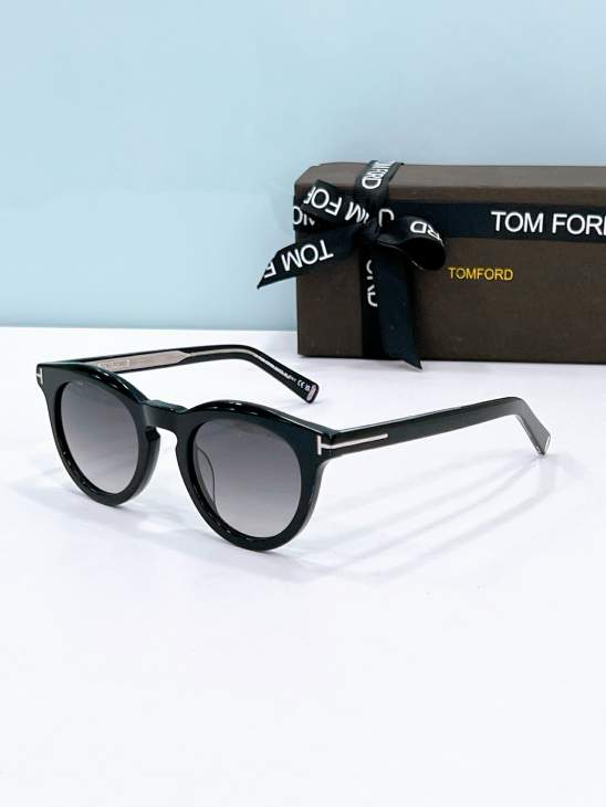 Picture of Tom Ford Sunglasses _SKUfw79566651fw